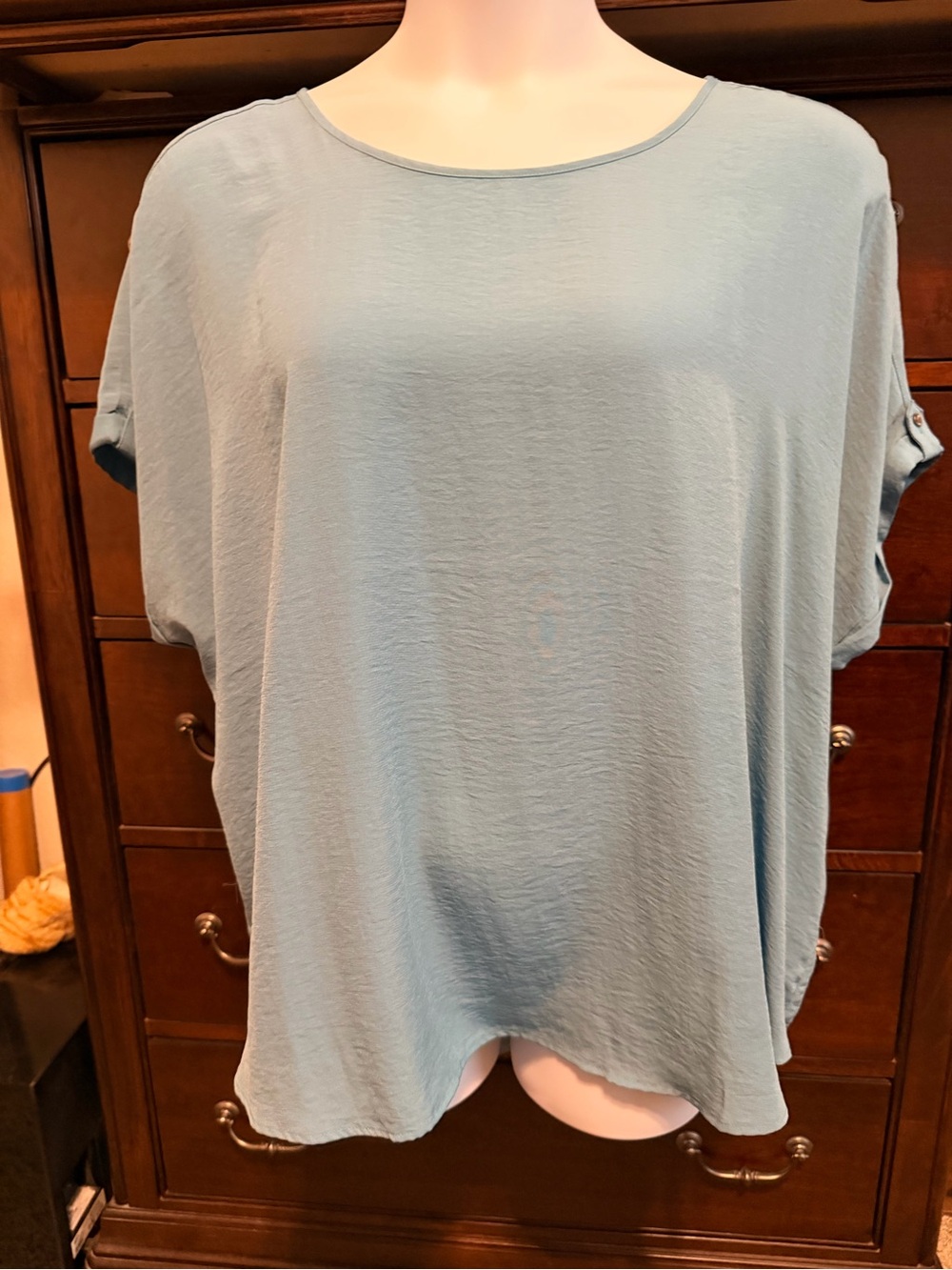 Light sea foam Blue Women's Short Sleeve Blouse